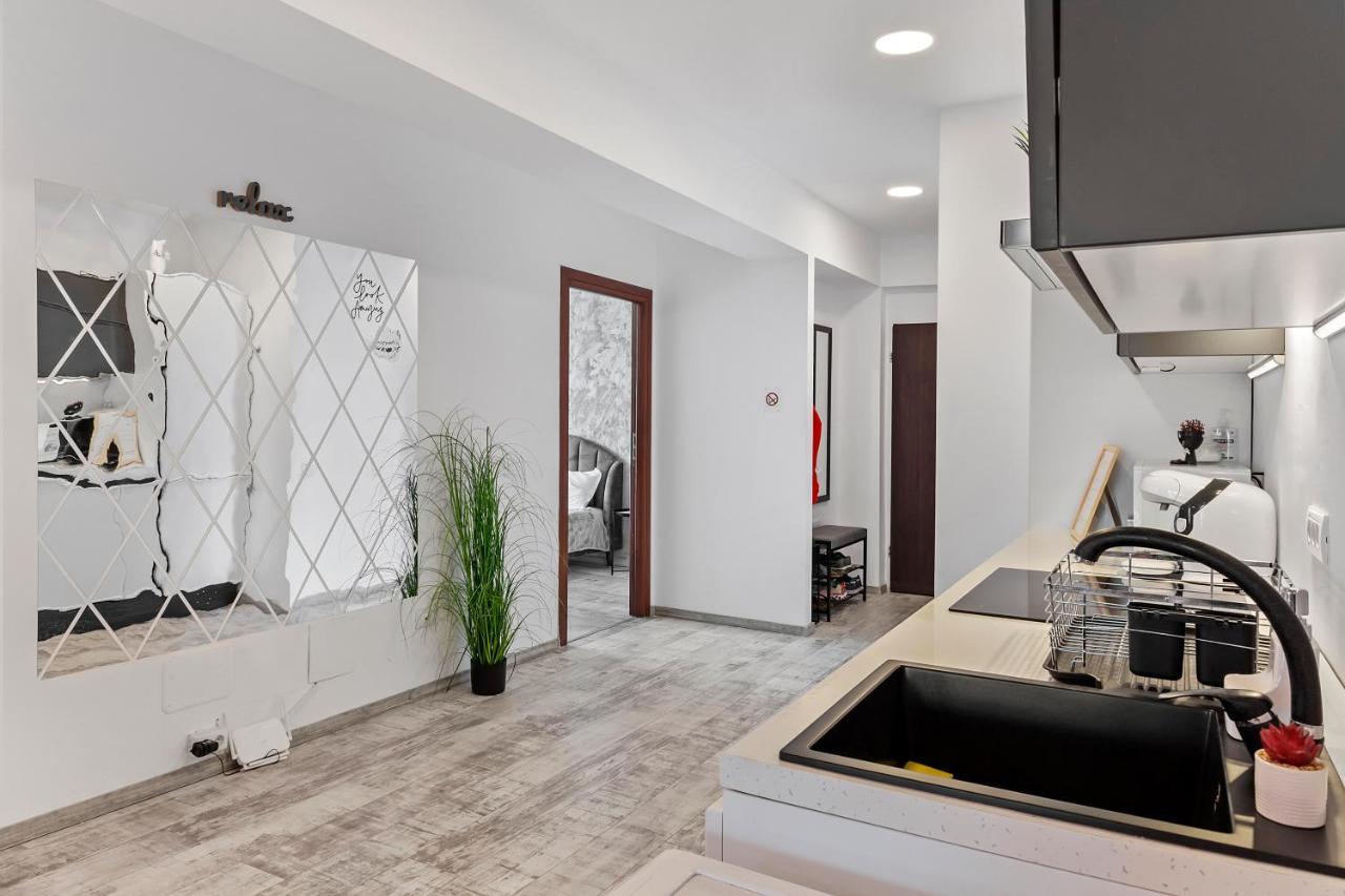 Cozy Special Center - Old Town With Terrace * Bukarest